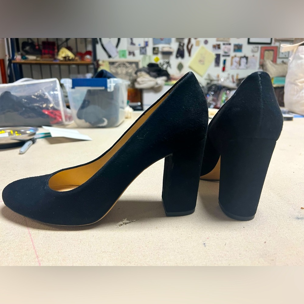 Gianni Bini Suede Heels